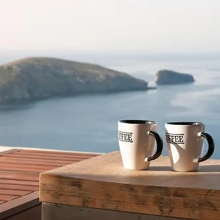 Dreamy Cycladic Luxury Summer 1