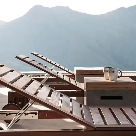 Willa Dreamy Cycladic Luxury Summer 1