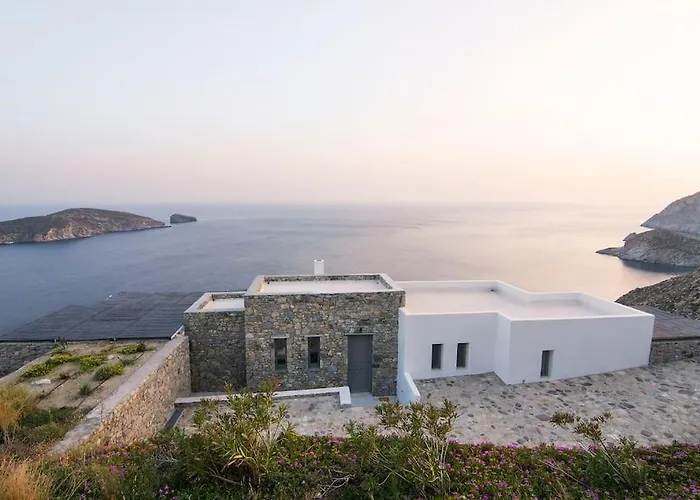 Dreamy Cycladic Luxury Summer 1